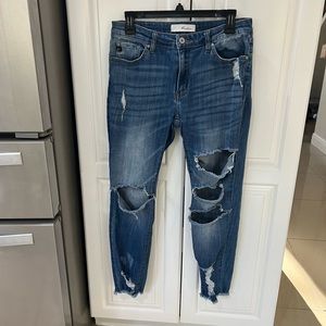 KanCan distressed woman’s Jeans size 11